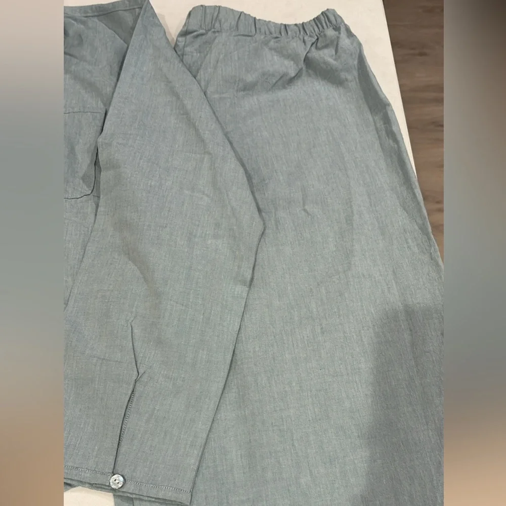 Coyuchi Surf Chambray Pajama Set Size Large Organic 100 cotton new with tags - Picture 2 of 5